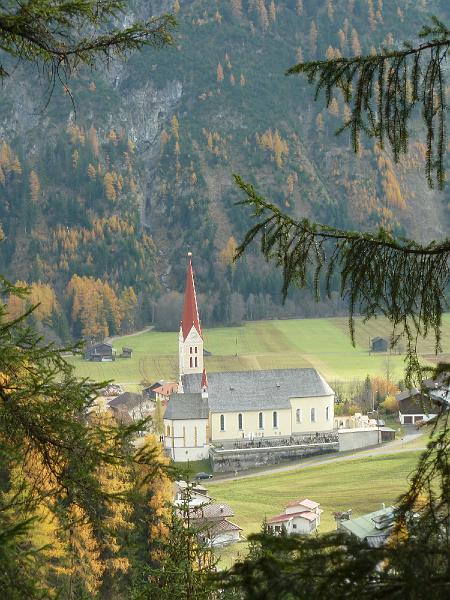 22Holzgau1.jpg - De kerk van Holzgau.