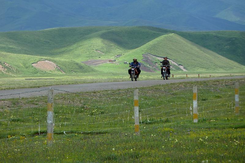 xiahe-grasslands55.jpg