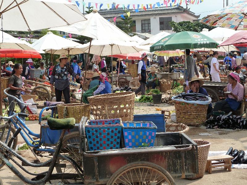 dali-fietstocht-markt1.jpg