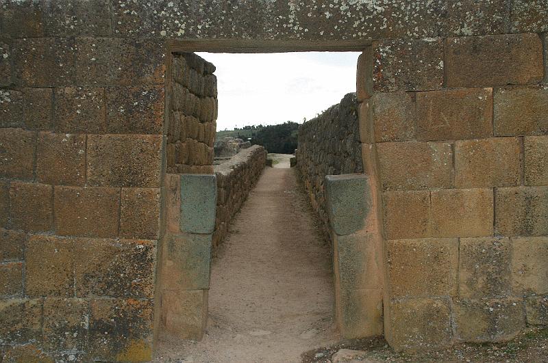 Ingapirca_ruines_Inca_1.jpg