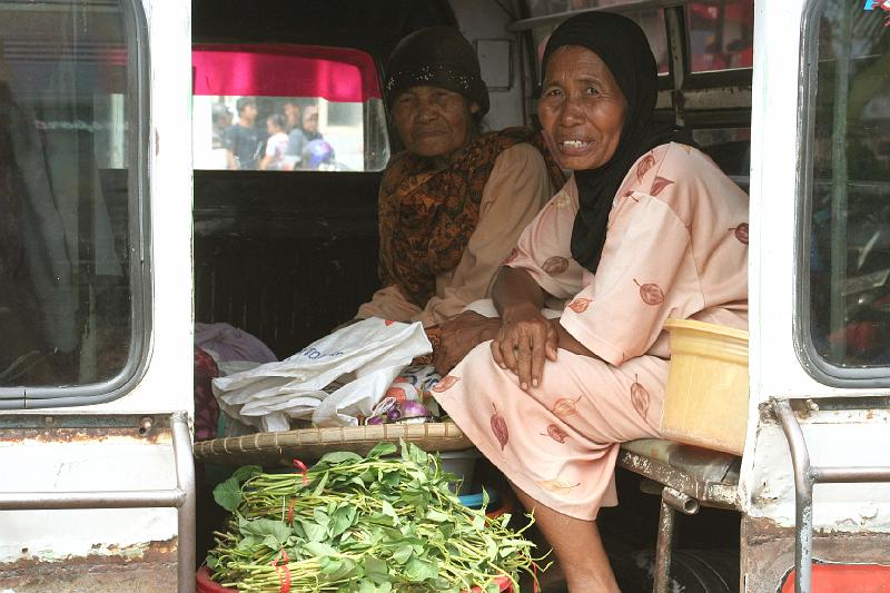 sumbawabesar-markt24.jpg