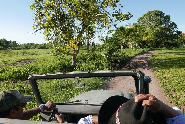 218-Pantanal-194-dag-3-paardrijden.jpg - We rijden naar de fazenda,… 
