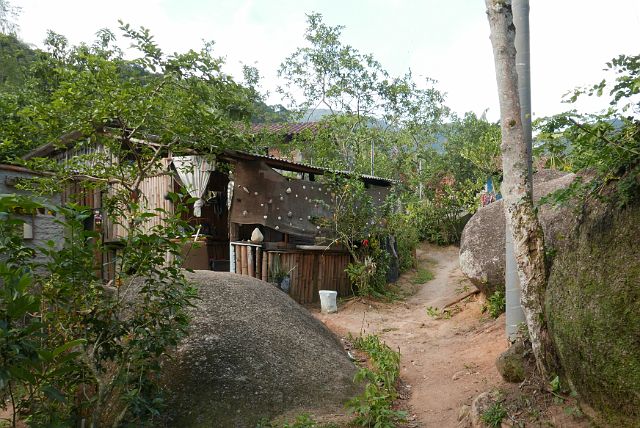 314-Paraty-117-ponta-negra.jpg - De eerste huisjes van Ponta Negra.