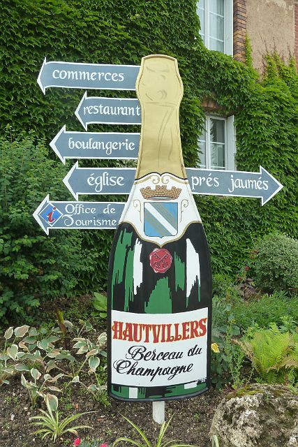 029-champagneroute-naar-Epernay-14-hautvillers.jpg