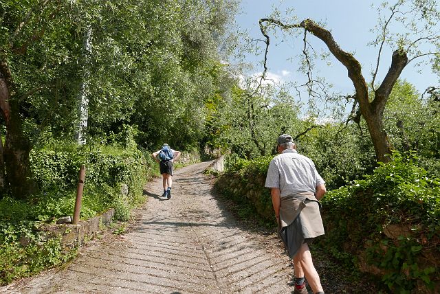 108-wandelen-naar-Cassone-en-terug-dag3-105.jpg