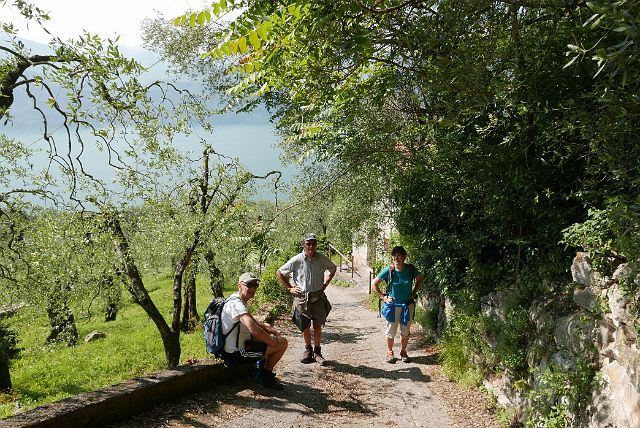 109-wandelen-naar-Cassone-en-terug-dag3-107.jpg