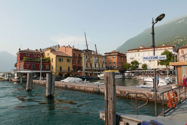 211-boottocht-Malcesine-Sirmione-dag-6-069-terug.jpg - We varen van Malcesine naar Sirmione en terug. 