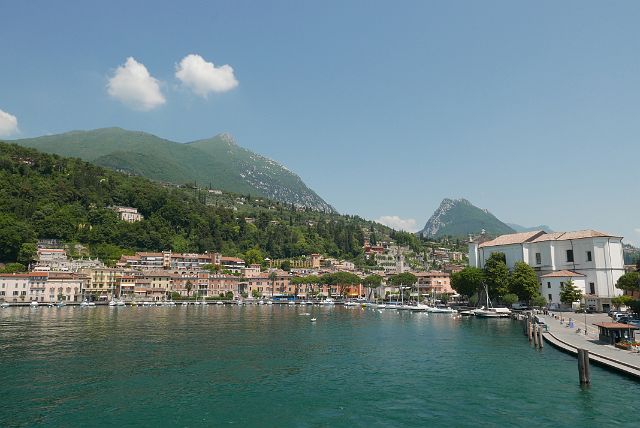 223-boottocht-Malcesine-Sirmione-dag-6-035-Gardone.jpg