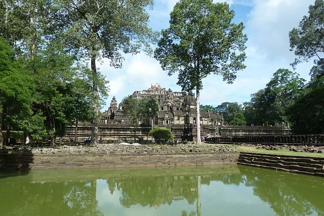 669-Siem-Reap-101-angkor.jpg - Via het Sras Srei waterreservoir naar de volgende tempel binnen Angkor Thom.