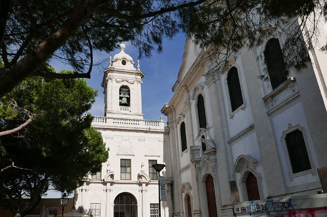 018-dag-1-largo-da-graca-001.jpg - ...Nossa Senhora da Graça, één van de oudste kerken van de stad.
