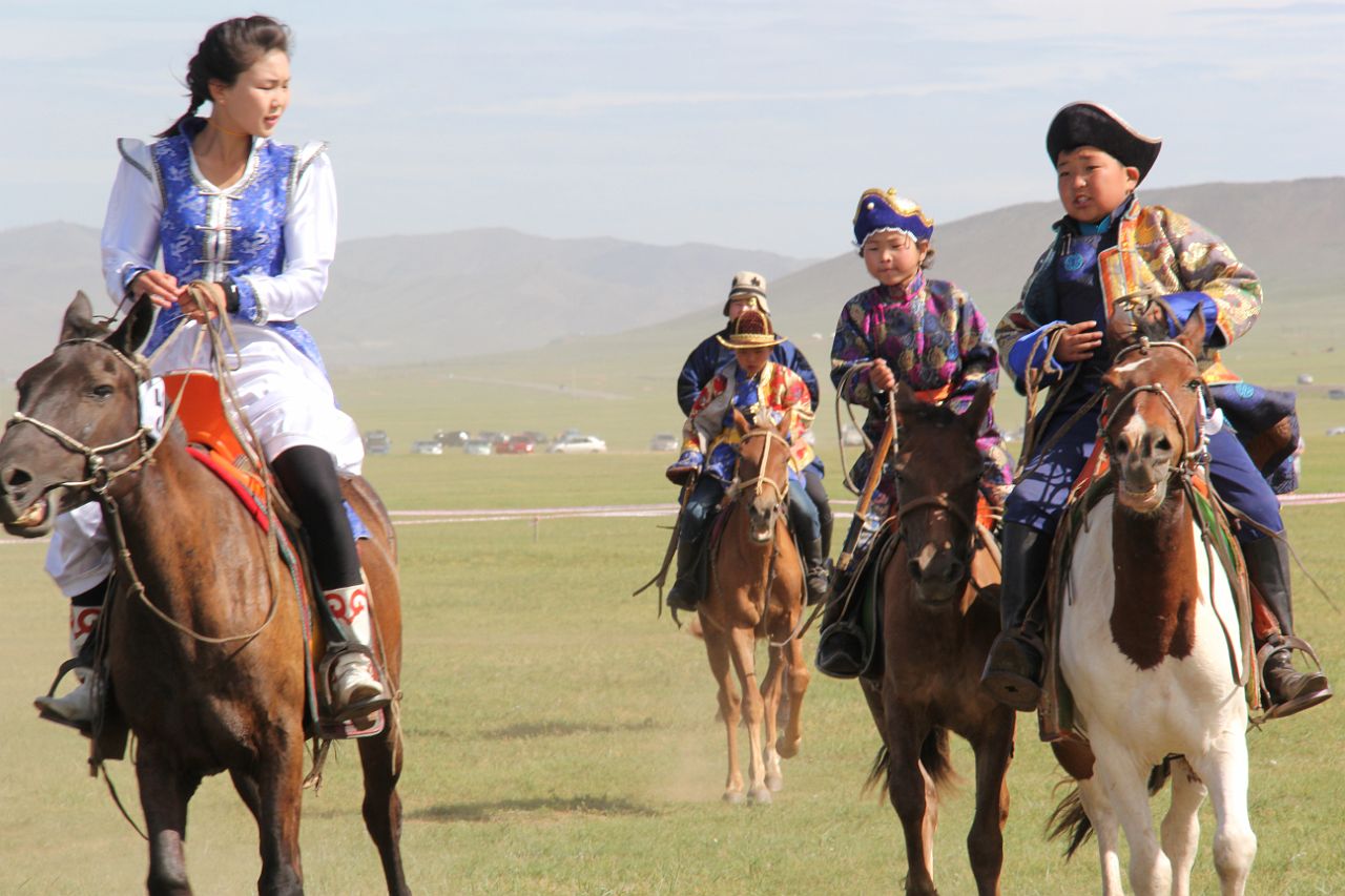 050-Ulaanbaatar-060-naadam.jpg