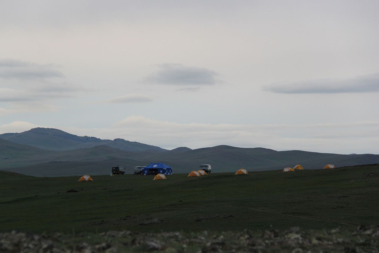 402-Orkhon-206.jpg - Zalig rustige plek om de tenten op te slaan...