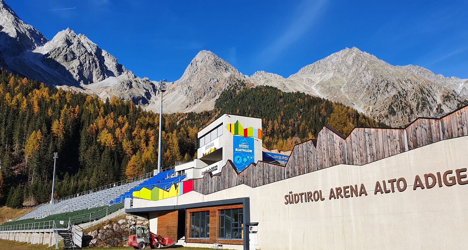 149-dag-6-55-Italie-Antholz.jpg - Het biatlonstadion in Antholz.