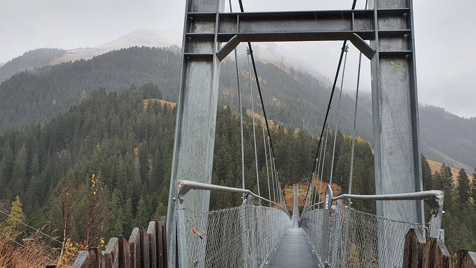 368-dag-12.-10-Hängebrücke-Holzgau.jpg