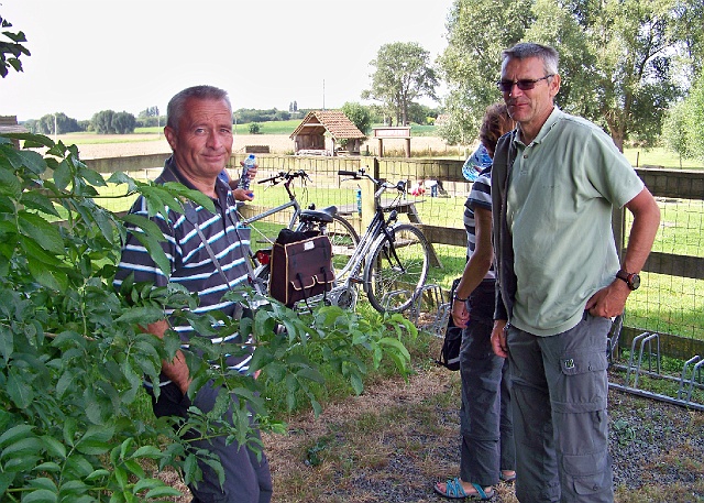 099-bellegem-3-gijs.jpg - D'as straf, nu mogen wij hier niet eens buiten zitten.