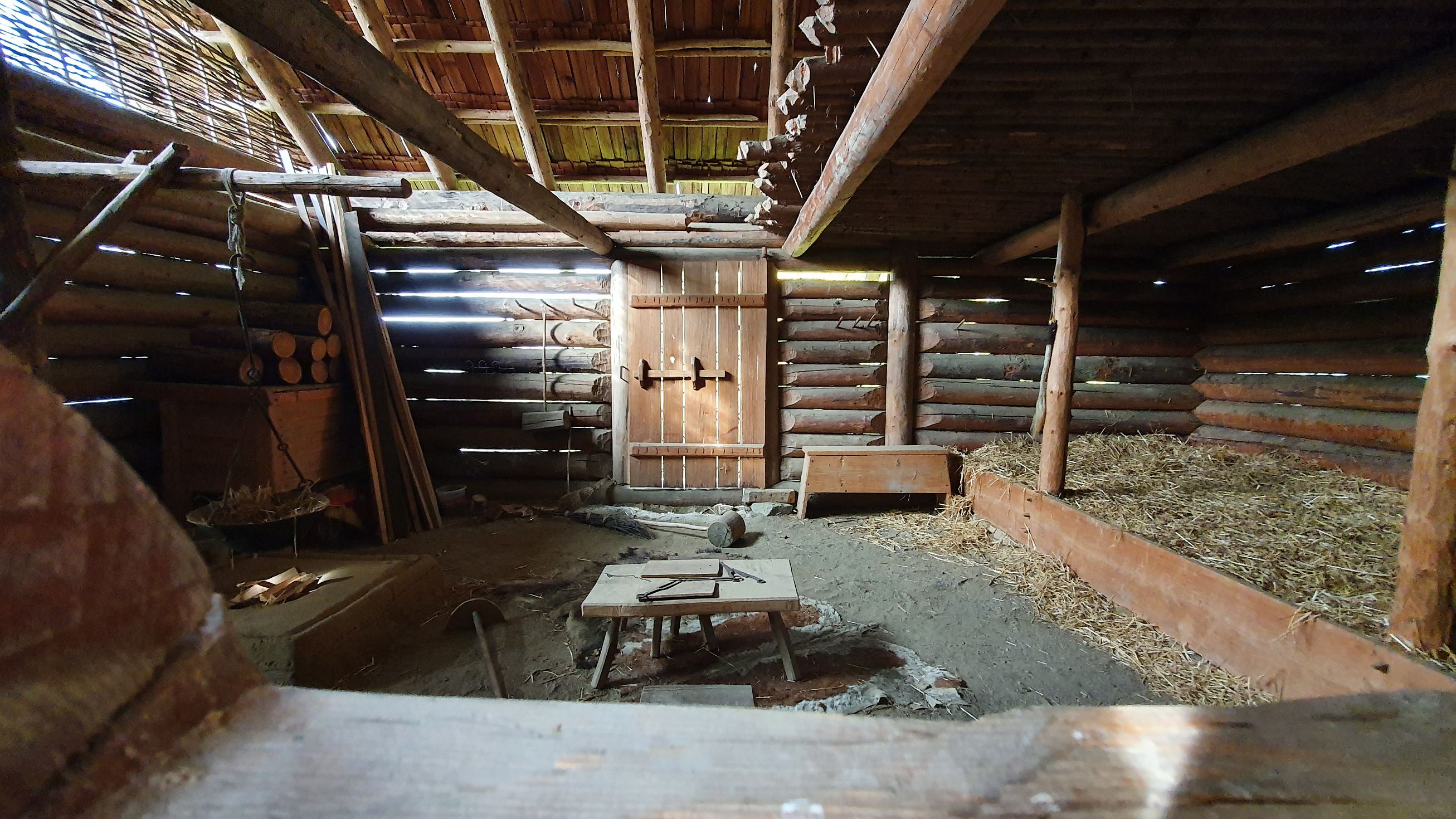 078-dag-05-Grossklein-08-keltenkogel.jpg - Hier werd een Keltische hoeve gereconstrueerd die dateert uit de late bronstijd.