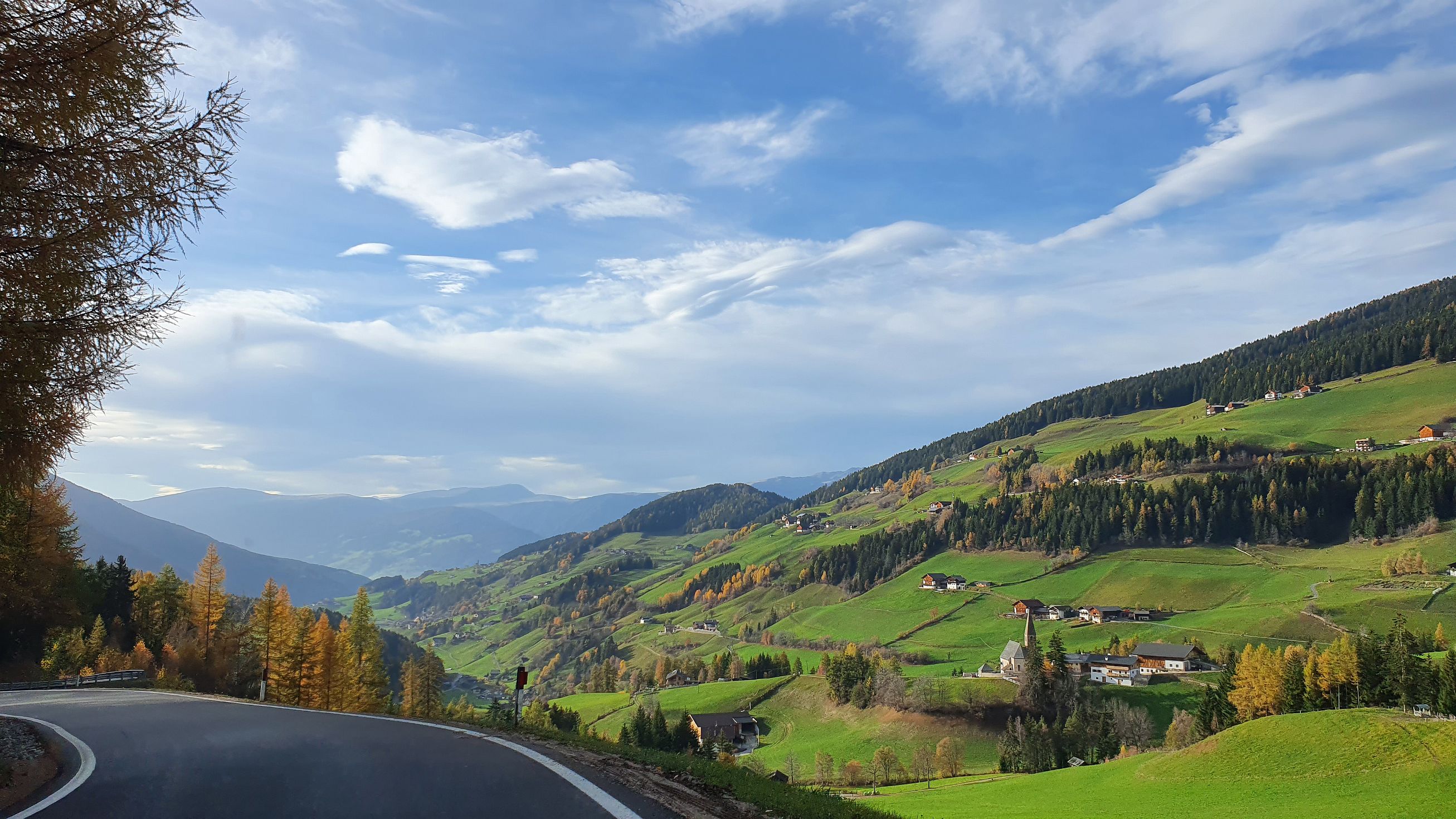 447-dag-15-Adolf-Munkel-Weg-27-terug-door-Villnosstal-naar-Grodnertal.jpg - De laatste dag rijden we tot het einde van het Vilnösstal.