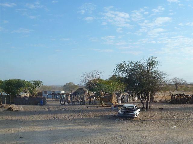 511-grensgebied-Botswana-39.jpg - Naar autowrakken moet je hier niet zoeken.